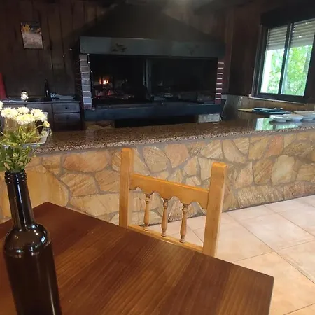 Πανσιόν Parrilla Casa Vicente